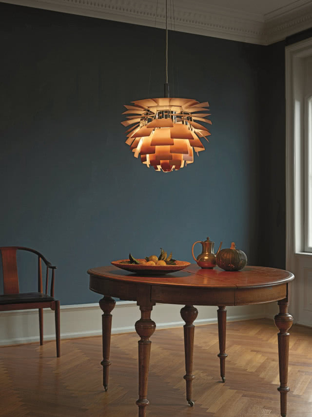 Henningsen w swoich projektach
poszukiwał idealnej oprawy
dla nastrojowego światła