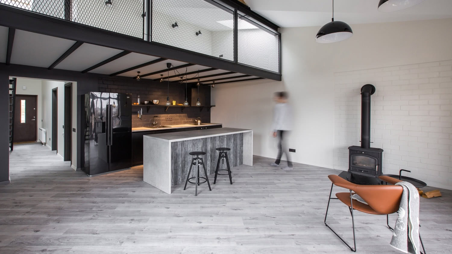 Antresola w domu lub mieszkaniu: 10 pomysłów na aranżacje antresoli.  Najciekawsze inspiracje! | CzasNaWnętrze