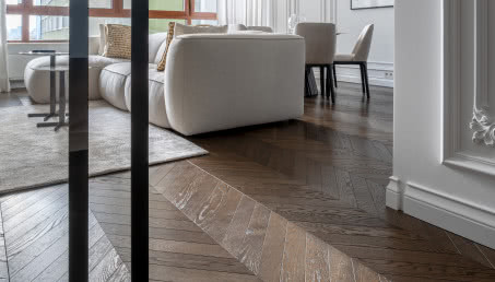 Ciepło we wnętrzu zaczyna się od podłogi