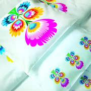 Czarne wazony Folki i Czerpak nawiązują do...