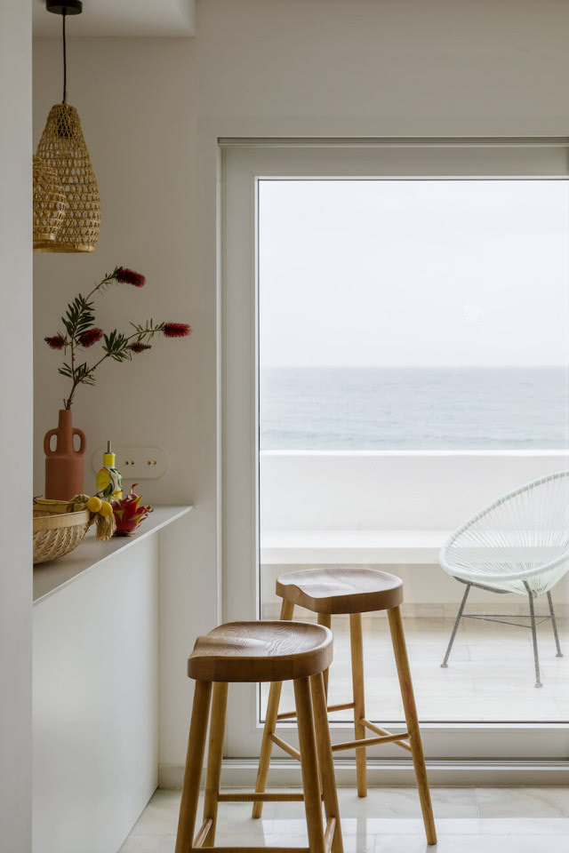 apartament w Hiszpanii w widokiem na morze