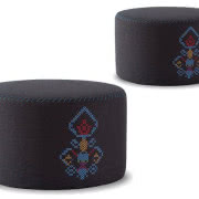 Czarne wazony Folki i Czerpak nawiązują do...