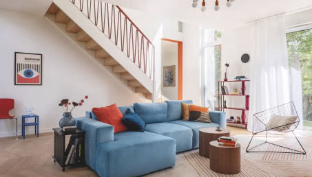 Dom stylistki wnętrz. Niepozorny z zewnątrz, spektakularny w środku!