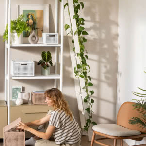 Wiosenny reset w dobrym stylu – kosze i pojemniki do przechowywania