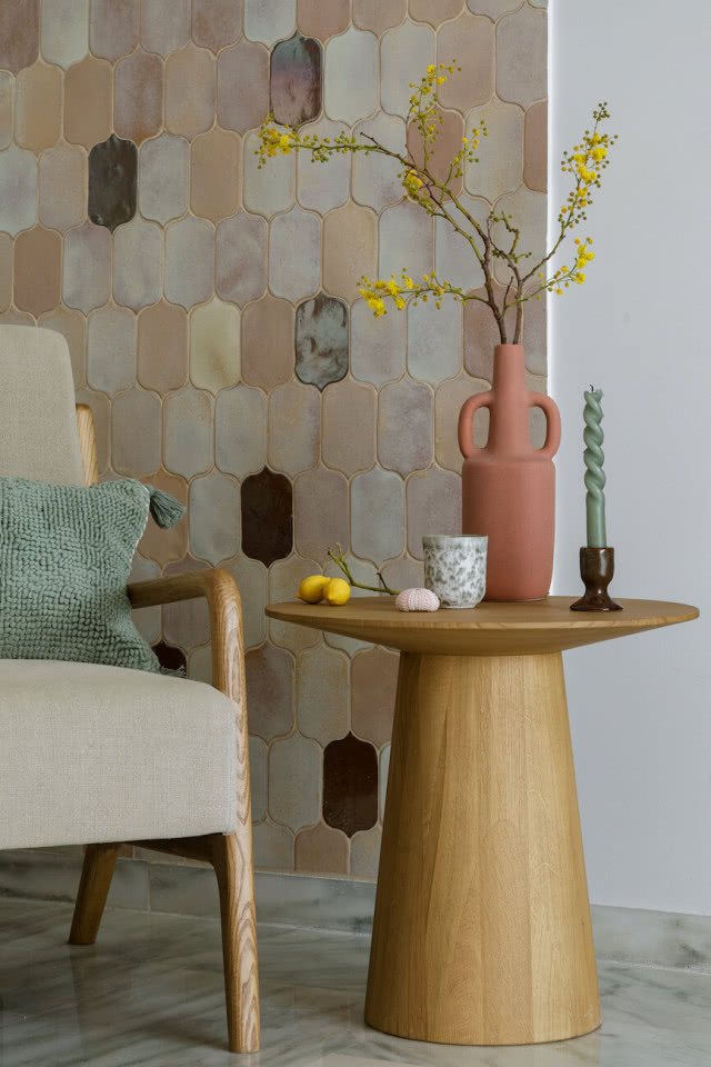 płytki z miedzianym kolorem