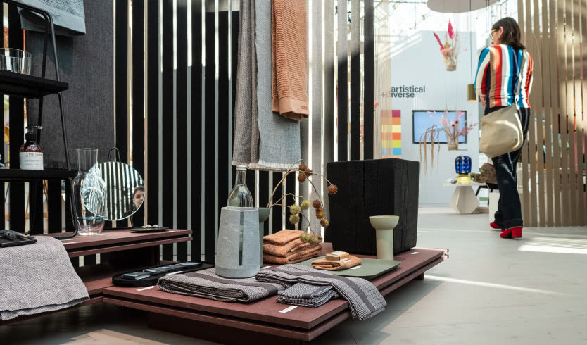 Jak zaprojektować stoisko targowe?