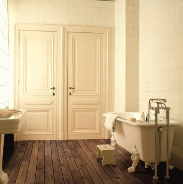 Podłoga laminowana w stylowej łazience