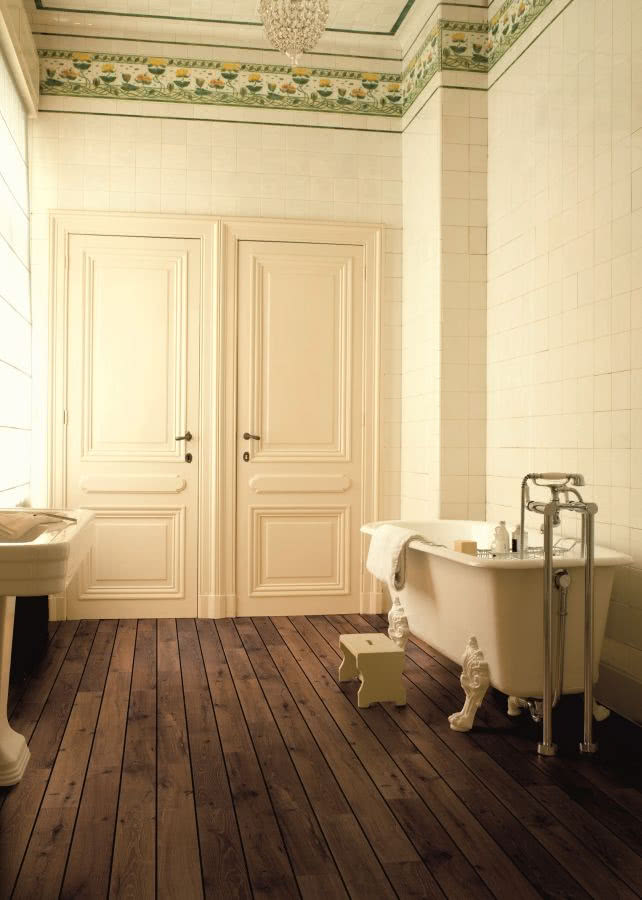 Podłoga laminowana w stylowej łazience