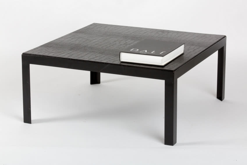 Stolik Aligatore - połączenie stalowej ramy oraz...