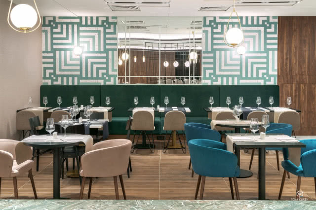 Wnętrze hotelu Metropolo by Golden Tulip