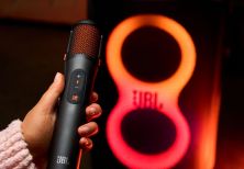 JBL EasySing Mics - śpiewaj swoje ulubione hity bez wokalu dzięki AI 