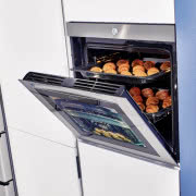 Candy piekarnik Watch&Touch  