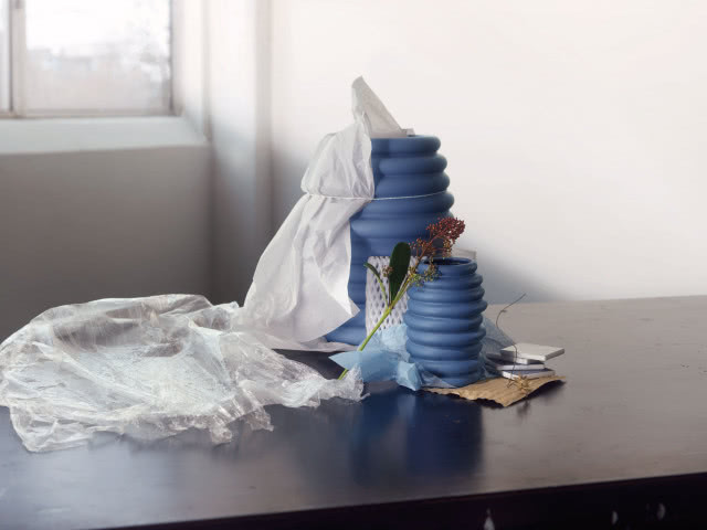 Porcelana w ruchu - odkryj wazony, które ożywiają wnętrza i zachwycają formą