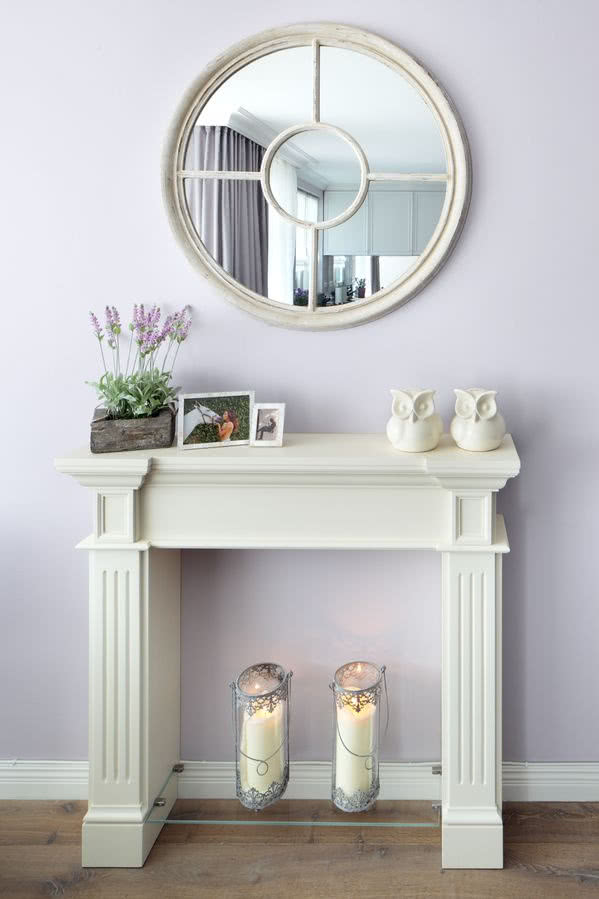 Kominek. Wprawdzie na niby, ale jest. Ten...