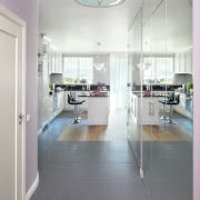 Kominek. Wprawdzie na niby, ale jest. Ten...