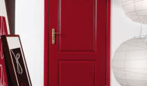 Drzwi wewnętrzne w czerwieni