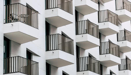 Najlepsze ubezpieczenie mieszkania i domu: jak wybrać? Poradnik ubezpieczenia nieruchomości