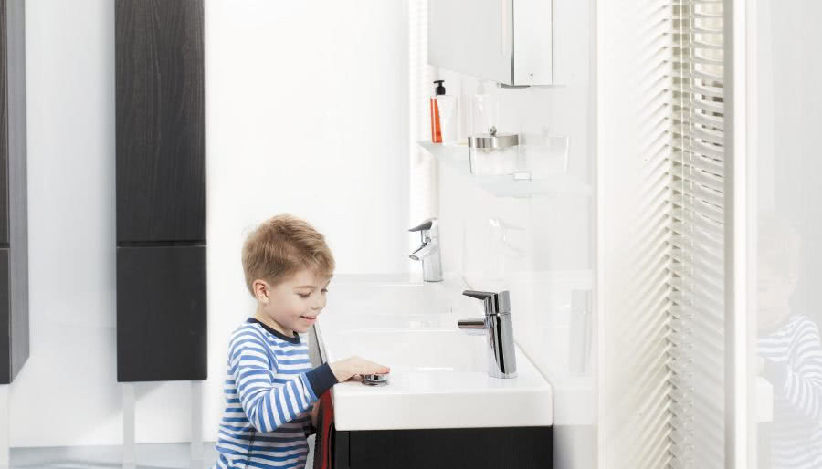 Wygoda i oszczędzanie wody - baterie Oras Optima bardziej smart