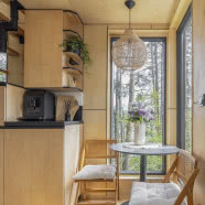 Dom na Pniu - raj ukryty wśród drzew, gdzie natura i design idą w parze!