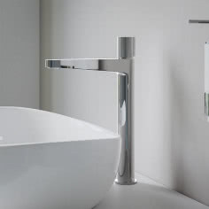 Bateria umywalkowa 8314 łączy elegancję z najwyższą funkcjonalnością