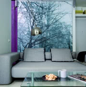 Część dzienna. Centralnym punktem jest olbrzymia...