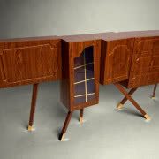 Toaletkę z taboretem Hannes Grebin zaprojektował...