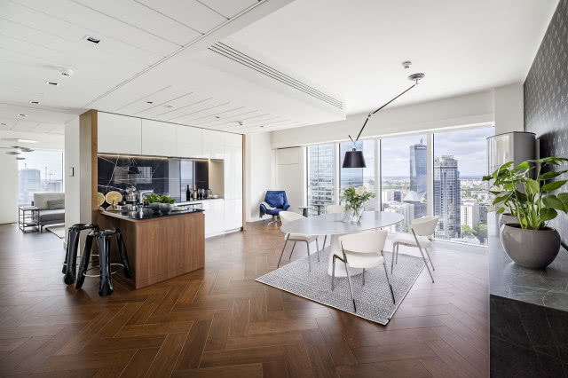 Luksusowy apartament na Złotej 44