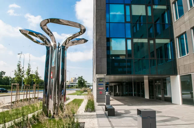 rzeźba w kształcie koniczyny