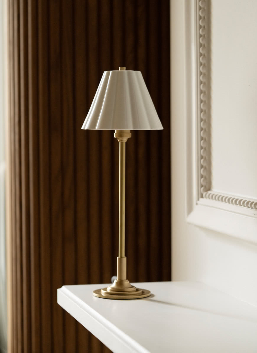 Lampa wolnostojąca marki Corston