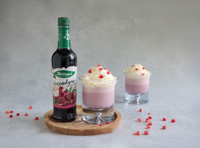 Odkryj wyjątkowe koktajle z Grenadyną Herbapolu - smak, kolor i radość na każdą okazję!