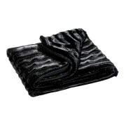 Koc w kolorze czarnym