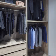 Pudrowa elegancja na warszawskim Mokotowie