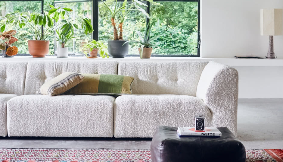 Tkanina boucle - hit we wnętrzach! 