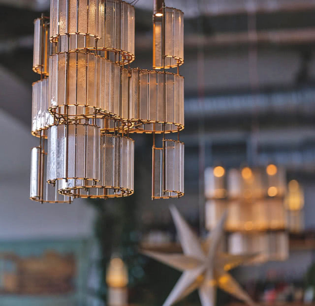 żyrandol marki Oboladze Light Industry
