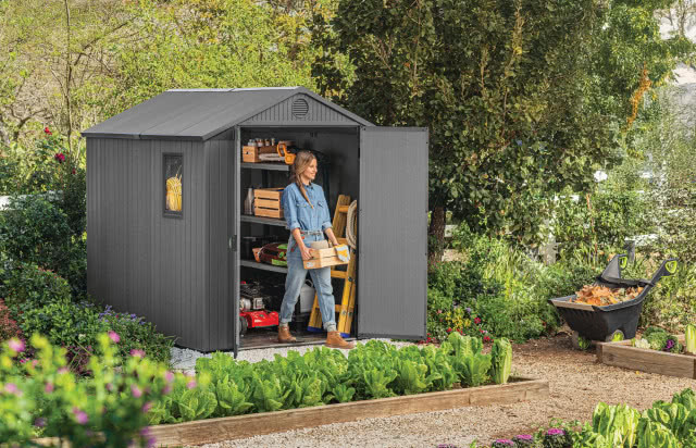 domek ogrodowy na narzędzia , leżaki