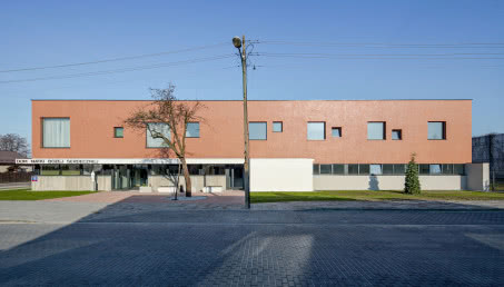 Ten dom został stworzony dla bezdomnych. Ma nawet kaplicę!