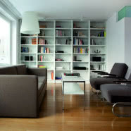 Minimalistyczny apartament w centrum miasta