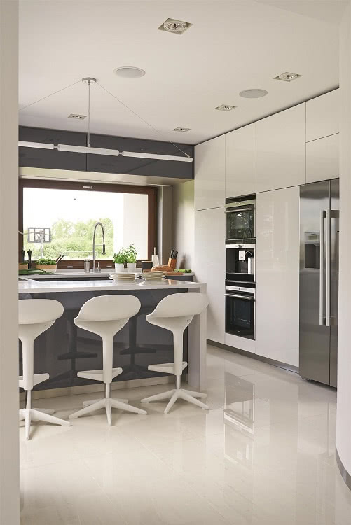 Specjalistyczna farba do sufitów Ceiling...