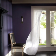 Ciemny odcień Shadow 2117-30 nadaje wnętrzu...