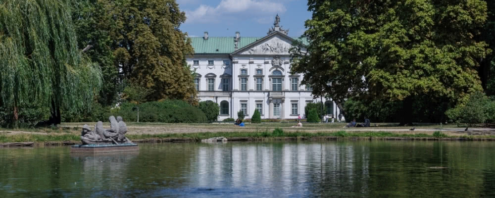 Pałac Rzeczypospolitej w nowej odsłonie - komfortowe łazienki dzięki Geberit
