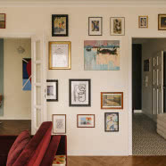 Klimatyczne mieszkanie w odcieniach ciepłego beżu