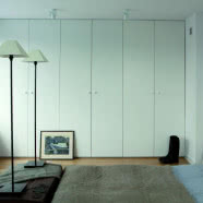 Minimalistyczny apartament w centrum miasta