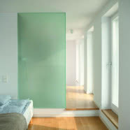 Minimalistyczny apartament w centrum miasta