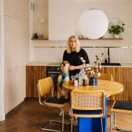 Klimatyczne mieszkanie w odcieniach ciepłego beżu