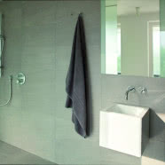 Minimalistyczny apartament w centrum miasta