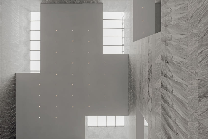 Sufit akustyczny Rockfon Mono Acoustic w kolorze...