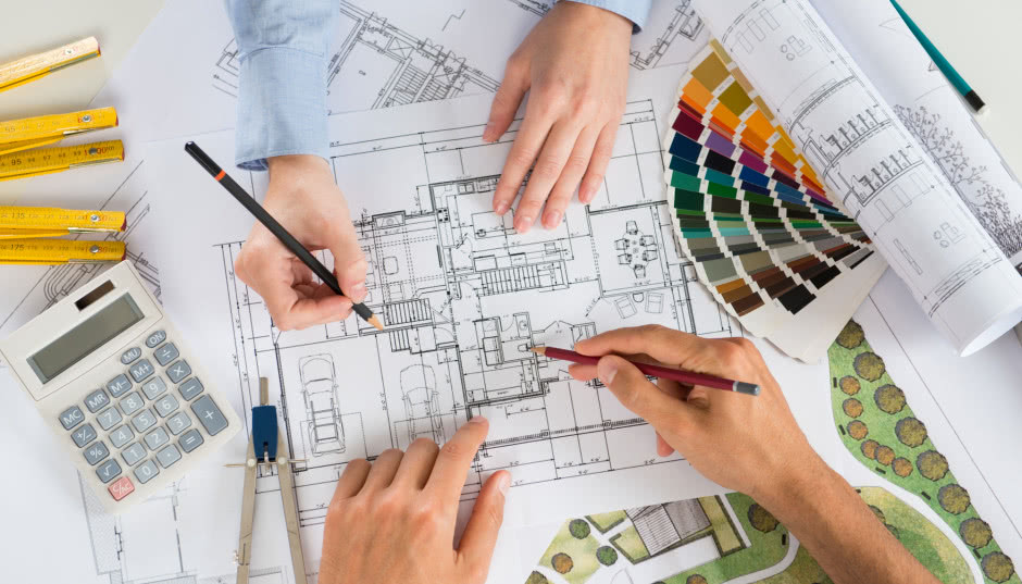 Jak znaleźć dobrego architekta do projektu domu?