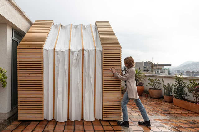 Dom IWI dzięki konstrukcji przypominającej akordeon jest składany.