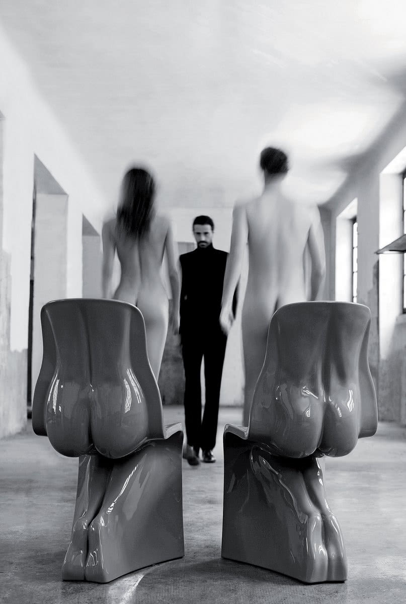 Z nutą erotyki
Krzesła Him i Her powstały w...