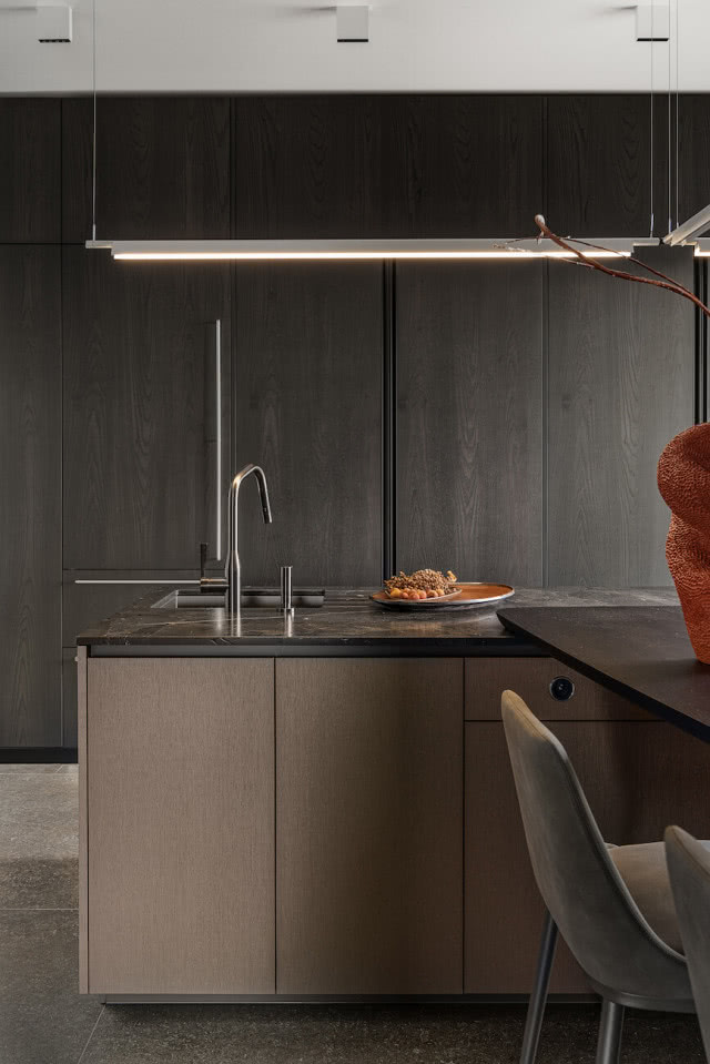 nowoczesna kuchnia ciemnobrązowe fronty